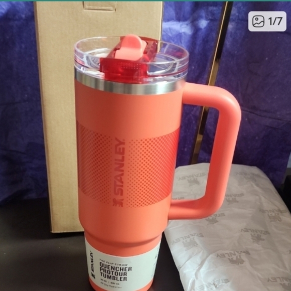 Stanley Other - Stanley Authentic Coral Fade Flip Straw Protour Quencher 30 Oz Tumbler